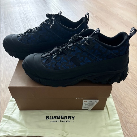 Burberry London AMF Arthur M Story sneakers size EU 48 BNWB - Picture 2 of 6